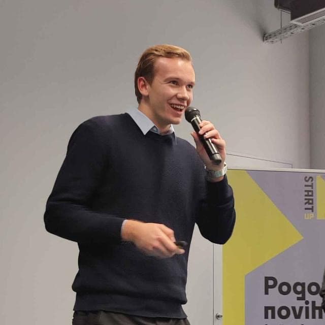 Speaker on the event